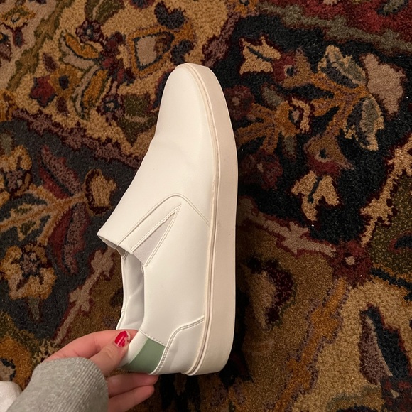 Thousand Fell Sustainable Shoes - Picture 2 of 2